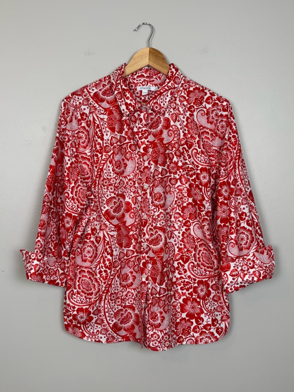 Chicos Top Womens 3 US 16 Red White Button Front Floral Business Casual Shirt